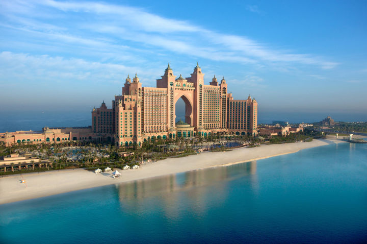 Dubai retains luxury crown in bounce back 1